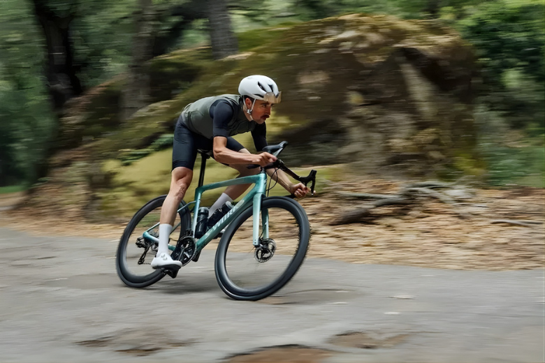Specialized Roubaix SL8 Sport Apex – The Ultimate Endurance Road Bike for Indian Roads