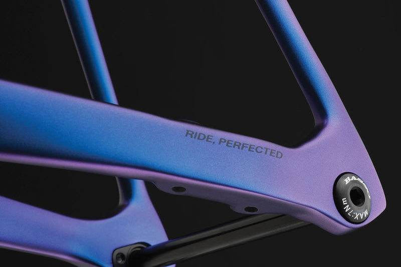 Basso Diamante SV Carbon Road Bike – SRAM Force AXS 2×12-Speed